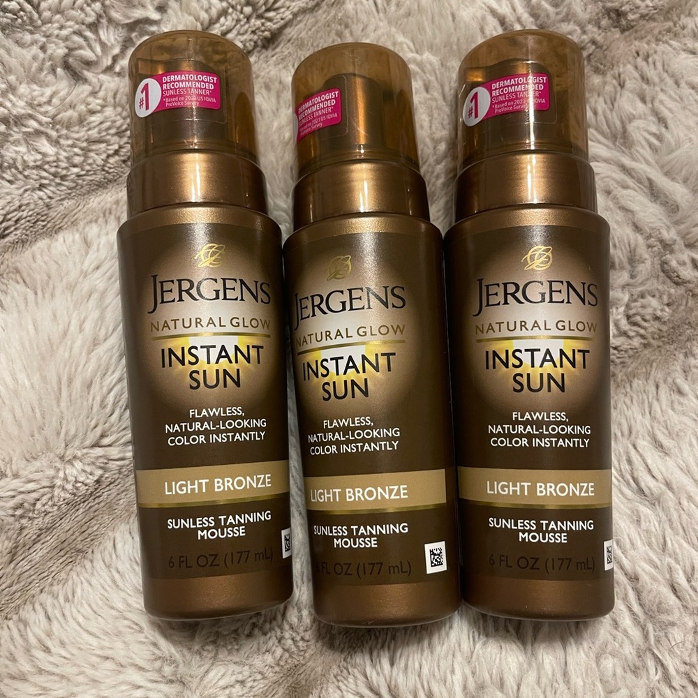 Jergens Natural Glow Instant Sun Tanning Mousse - Light Bronze